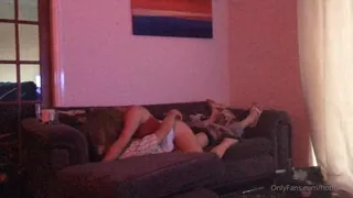 91社区热议作品：“只是爱他妈的！”("Just love fucking!") 实拍