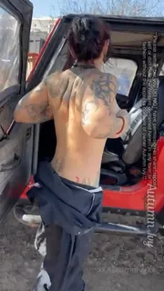 正在播放：“ ** sfw和辣的N/SFW机械师PIN视频！高峰地精模式的能量以及我知道你们中很多人一直在等待的辛辣视频。在我的牧马人上努力工作后，给自己一个很好的擦拭。✨❤️\ n ———————————— \ n3视频选项！\ n \ n \ n \ n- sfw在幕后幕后\ n-幕后全部打扮，打扮和油润滑视频，并像往常一样通过dm进行大量摩擦和 (全网精选频道)