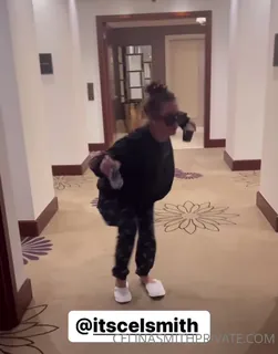 “这就是为什么我很热 手机浏览器流畅观看预览