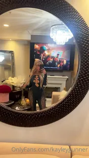 正在播放：“嗨，宝贝，你好吗？ (全网精选频道)