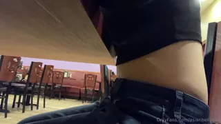 全网精选栏目：“奖励视频！！这是我享受的完整，未切割的视频，我可以尽可能多地塞满我的肚子（在公共场合：p）\ n \ nhope！”("bonus video!!! here is the full, uncut video of me stuffing my stomach with as much food as i can fit (in public :P )\n\nhope you enjoy!") 精彩封面