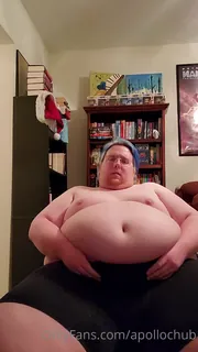 91社区热议作品：“变得不满”("Becoming insatiable") 实拍