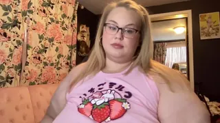 正在播放：“我昨晚的直播的第1部分和第2部分！("Part 1 and 2 of my live stream from last night! \n\n(Part 1 is a bit laggy, but I have everything fixed and working in part 2!)") (全网精选频道)