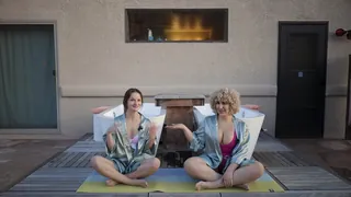 “带导游的呼吸和冰浴|健康的习惯与帕洛玛\ nall hall hot Girls陷入冷淡！@paloma和 @Ms.naturee向您展示了他们如何在浸泡过程中使用深呼吸来居中！ 。("Guided Breathing And Ice Bath | Healthy Habits with Paloma\nAll the hot girls are taking cold plunges! @paloma and @ms.naturee show you how they use deep breathi - 1080P超清画质展示图