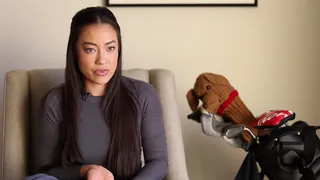 “ 69在拉斯维加斯|高尔夫与本集高尔夫球，@golfwithmi在内华达州的拉斯维加斯乘坐内华达州的拉斯维加斯，在美丽的红色摇滚乡村俱乐部玩，带有一个了不起的女性Scratch Golfer Golfer Alejandra Barnard Aka Aka Aka Golf Mami！观看oftv：("69 Par in Las Vegas | Golf with Mi \nIn this episode, @golfwithmi takes on Las Vegas, Nevada, to play  优质原创视频在线直达