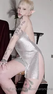 全网精选栏目：“你的小精灵只为你。\ nmiss你这么多 精彩封面