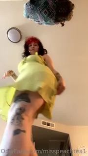 【全网精选】“举起它，和我一起玩 现场高清截图