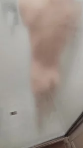 全网精选题材必看：洗澡拍摄 封面图