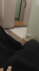 查看 超反差良家人妻出来偷情 对白淫荡 后入内射 淫叫不断 中途还打电话 的详细介绍与播放