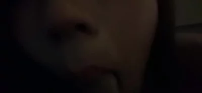 皮带抽打调教狗链子母狗，红红的屁股后入才舒 手机浏览器流畅观看预览