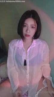 白衬衣大奶骚货自慰 玩家亲测好评资源