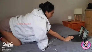 June_Liu SWAG 刘玥 疫情封城和朋友线上啪啪游戏 老外大屌深喉抽插 - 1080P超清画质展示图