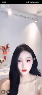 猫咪av站精选视频：清纯可爱主播大大直播骚舞 完整版