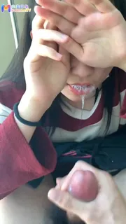 91社区热议作品：南阳一中在教室给老师口交 实拍