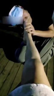 套路直播 街头搭讪美女，要袜子，舔脚，舔丝袜，踩踏，非常牛逼 - 高清在线观看