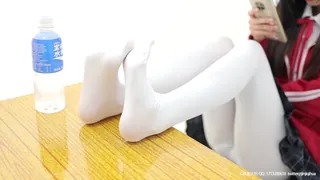 日本中学生的白丝 - 实时更新的高清猫咪av站资源