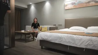 91社区热议作品：长相神似王鸥，极品外围妹妹，2K画质 实拍