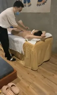 #黛西老师  真实SPA按摩店偷拍，小少妇身材不错，光滑圆润无毛馒头穴 - 1080P超清画质展示图