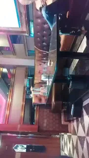 嘎子哥探索发现带小妹 #ktv 唱歌，喝喝酒妹纸有点醉带回房间，被随意玩弄，各种姿势换着操 - 高清在线观看