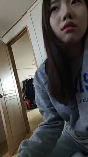 表妹一口把我鸡巴吞了08 - 高清流媒体极速加载