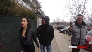 路边搭讪小骚逼 带回家3P - 高清流媒体极速加载