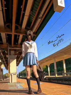 猫咪av站栏目：JK骚货伪娘户外喷射 精彩封面