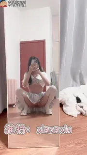 大奶JK小母狗对着镜子自拍 最新更新资源合集