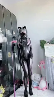 91视频官方收录：小仙云 高价定制裸舞 翘臀大长腿小骚货